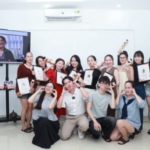 LIVE ACADEMY: TỔNG KẾT KHÓA HỌC LIVESTREAM BÁN HÀNG K52 – BỨT PHÁ KỸ NĂNG THỰC CHIẾN