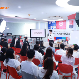 ĐÀO TẠO HOST LIVESTREAM CHO DOANH NGHIỆP | LIVE ACADEMY x ONPOINT
