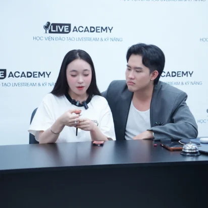 K62 chính thức thực hành livestream – Dám làm để trưởng thành