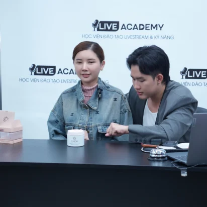 K62 chính thức thực hành livestream – Dám làm để trưởng thành