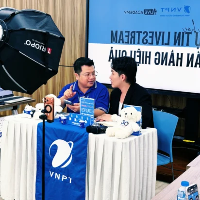 Tập đoàn bưu chính viễn thông Việt Nam (VNPT) tham gia khóa đào tạo tự tin livestream bán hàng hiệu quả của LIVE Academy