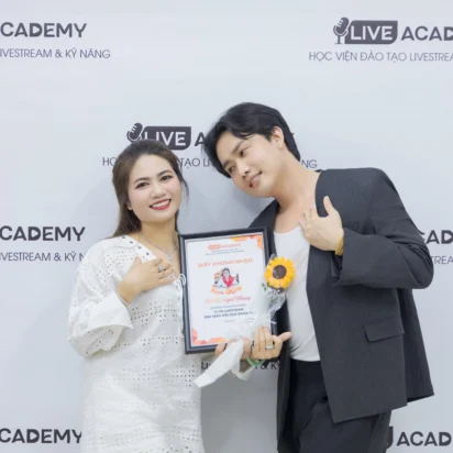 Tốt nghiệp khóa 54 – Khóa học tự tin livestream bán hàng hiệu quả