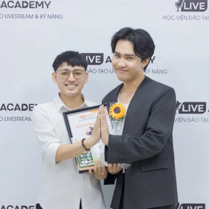 Tốt nghiệp khóa 54 – Khóa học tự tin livestream bán hàng hiệu quả