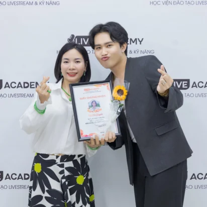Tốt nghiệp khóa 54 – Khóa học tự tin livestream bán hàng hiệu quả