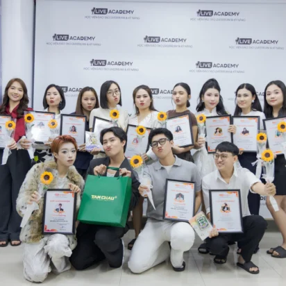 Tốt nghiệp khóa 54 – Khóa học tự tin livestream bán hàng hiệu quả