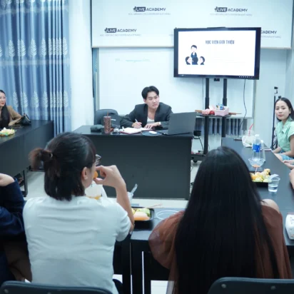Chào mừng K64 tham gia khóa học tự tin livestream bán hàng hiệu quả
