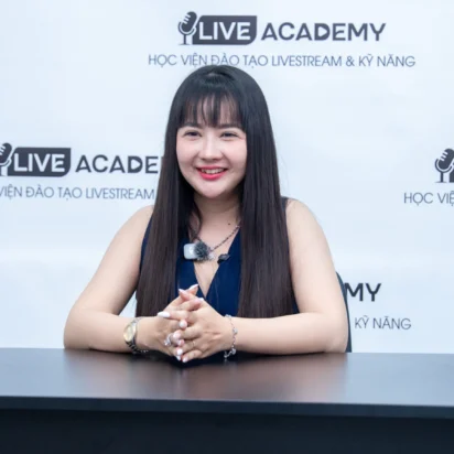 Tốt nghiệp khóa K63 – Khóa học tự tin livestream bán hàng hiệu quả