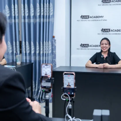 Tốt nghiệp khóa K63 – Khóa học tự tin livestream bán hàng hiệu quả