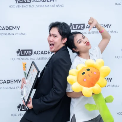 Tốt nghiệp khóa K63 – Khóa học tự tin livestream bán hàng hiệu quả