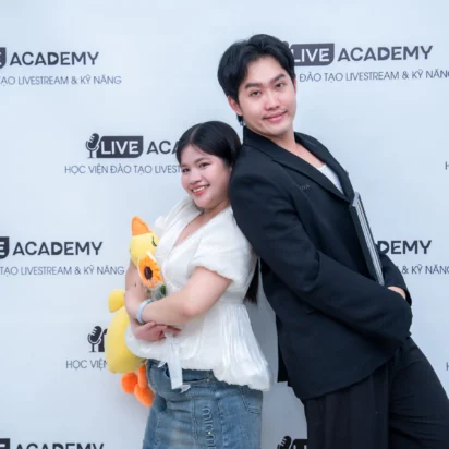 Tốt nghiệp khóa K63 – Khóa học tự tin livestream bán hàng hiệu quả