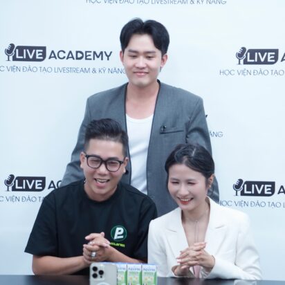 K61 LIVE ĐÔI – KHI SỰ PHỐI HỢP TẠO NÊN MỘT PHIÊN LIVESTREAM CUỐN HÚT