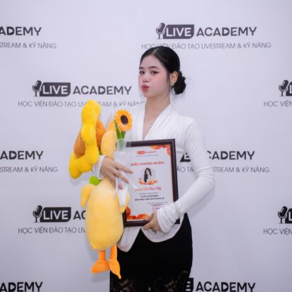 TỐT NGHIỆP KHÓA 62 – KHÓA HỌC TỰ TIN LIVESTREAM BÁN HÀNG HIỆU QUẢ