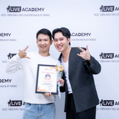 TỐT NGHIỆP KHÓA 61 – KHÓA HỌC TỰ TIN LIVESTREAM BÁN HÀNG HIỆU QUẢ
