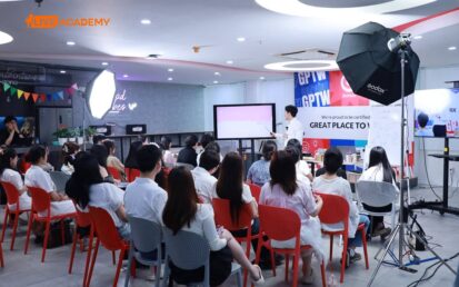 Đào tạo host livestream tại OnPoint