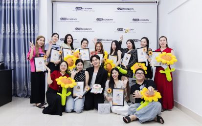 KHÓA HỌC TỰ TIN LIVESTREAM BÁN HÀNG HIỆU QUẢ K57: HÀNH TRÌNH 10 NGÀY ĐÁNH THỨC SỰ TỰ TIN
