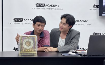 NGƯỜI LỚN TUỔI HỌC LIVESTREAM ĐƯỢC KHÔNG? KHÔNG BAO GIỜ LÀ QUÁ MUỘN ĐỂ BẮT ĐẦU